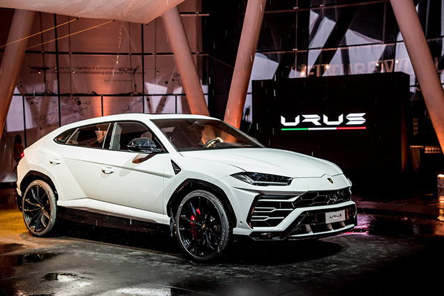 Lamborghini Urus   ѳ